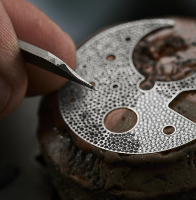 Ulysse Nardin Swaps Slate for Diamonds