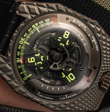 Urwerk UR-100V T-Rex: Dinosaurs Brought Back to Life