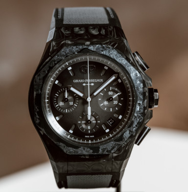 Girard-Perregaux Laureato: from 1970s Elegance to 2020 Futurism